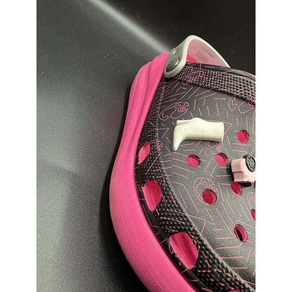 Crocs Barbie Crush Clog Women's Size 9 Mens 7 Limited Edition Black and Pink New - Picture 5 of 14